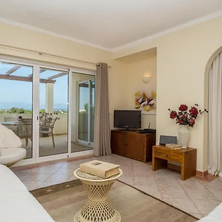 Boa Nova Plot 30 Apt 8 Apartment *